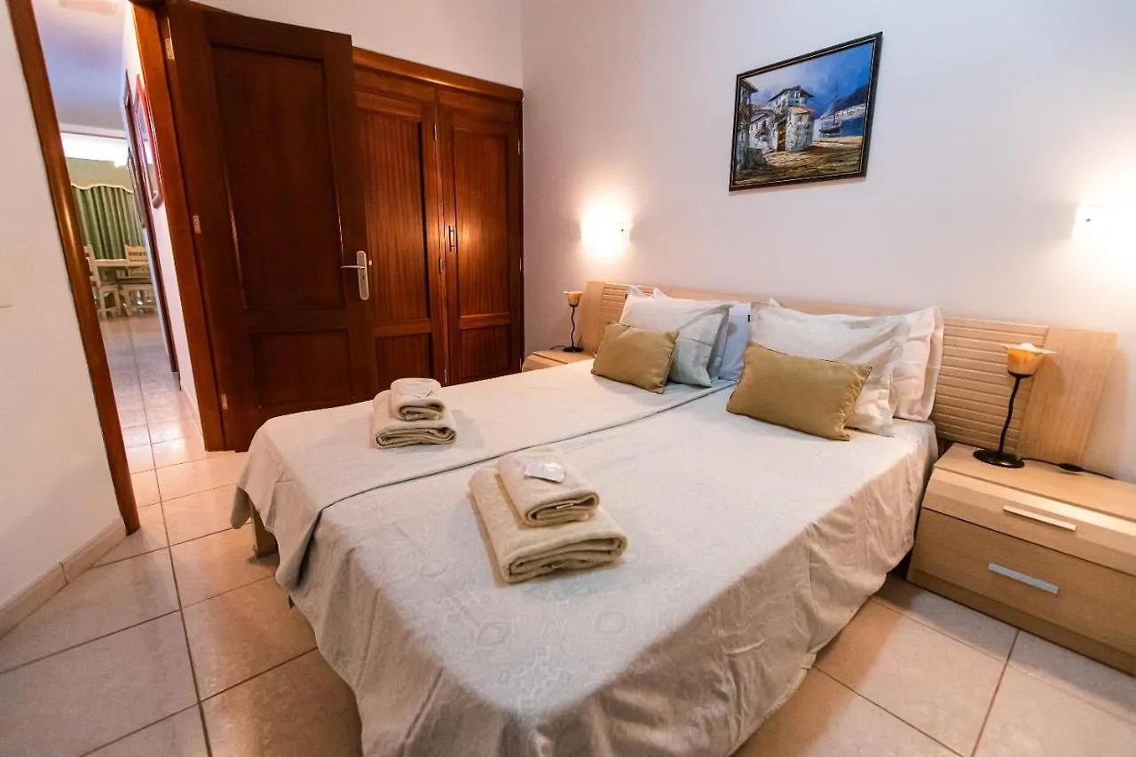 Two Bedroom Apartment Near El Duque Beach, Costa Adeje  Costa Adeje (Tenerife)